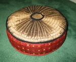 Round boxed cushion pillow